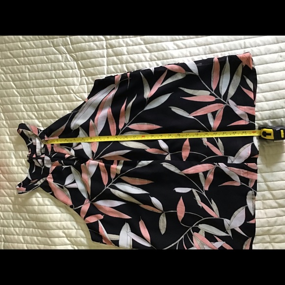 Banana republic top - Picture 3 of 4